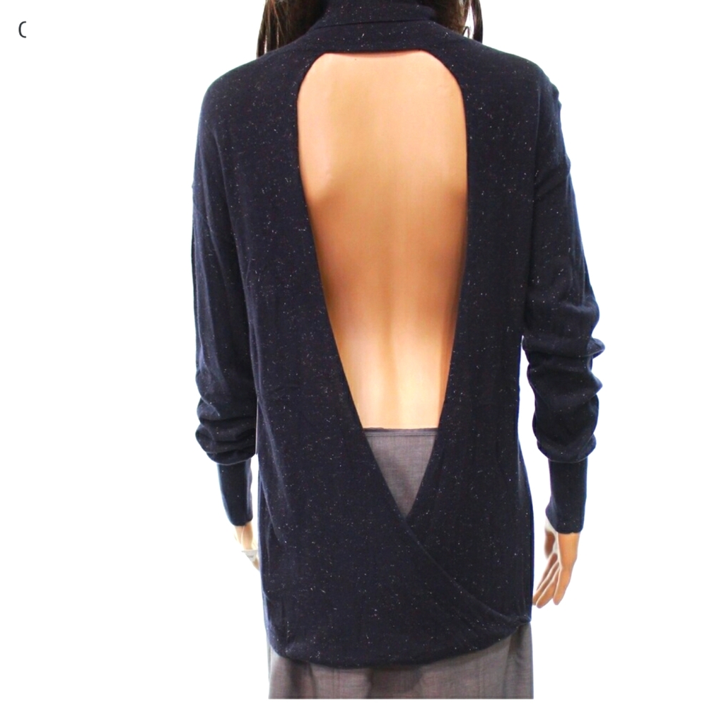 XL Chelsea28 back cut out silver sparkle sweater